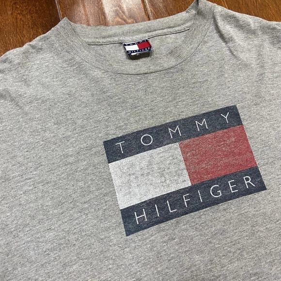 Tommy Hilfiger Vintage Flag Logo Gray L/S T-Shirt Men's Size Large - Picture 2 of 8